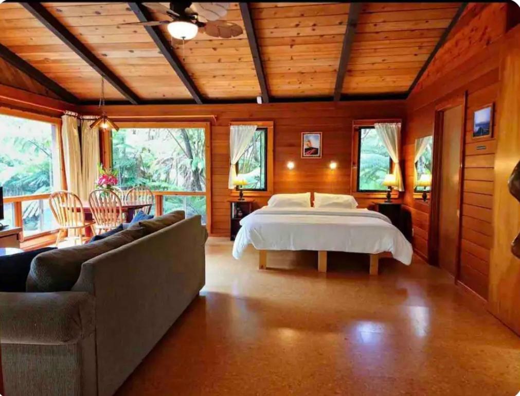 The Pacifica Inn Volcano Exteriör bild